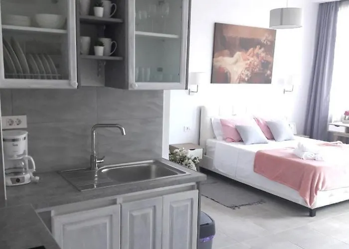 Fedias Luxury Flat Psyrri Square